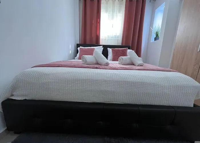 Artemis Suite In Vibrant Koukaki,Athens